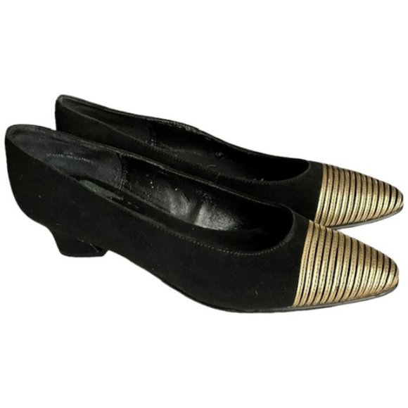 J.Renee Shoes - J.Renee Black Suede Pumps with Gold Leather Accent - 8N